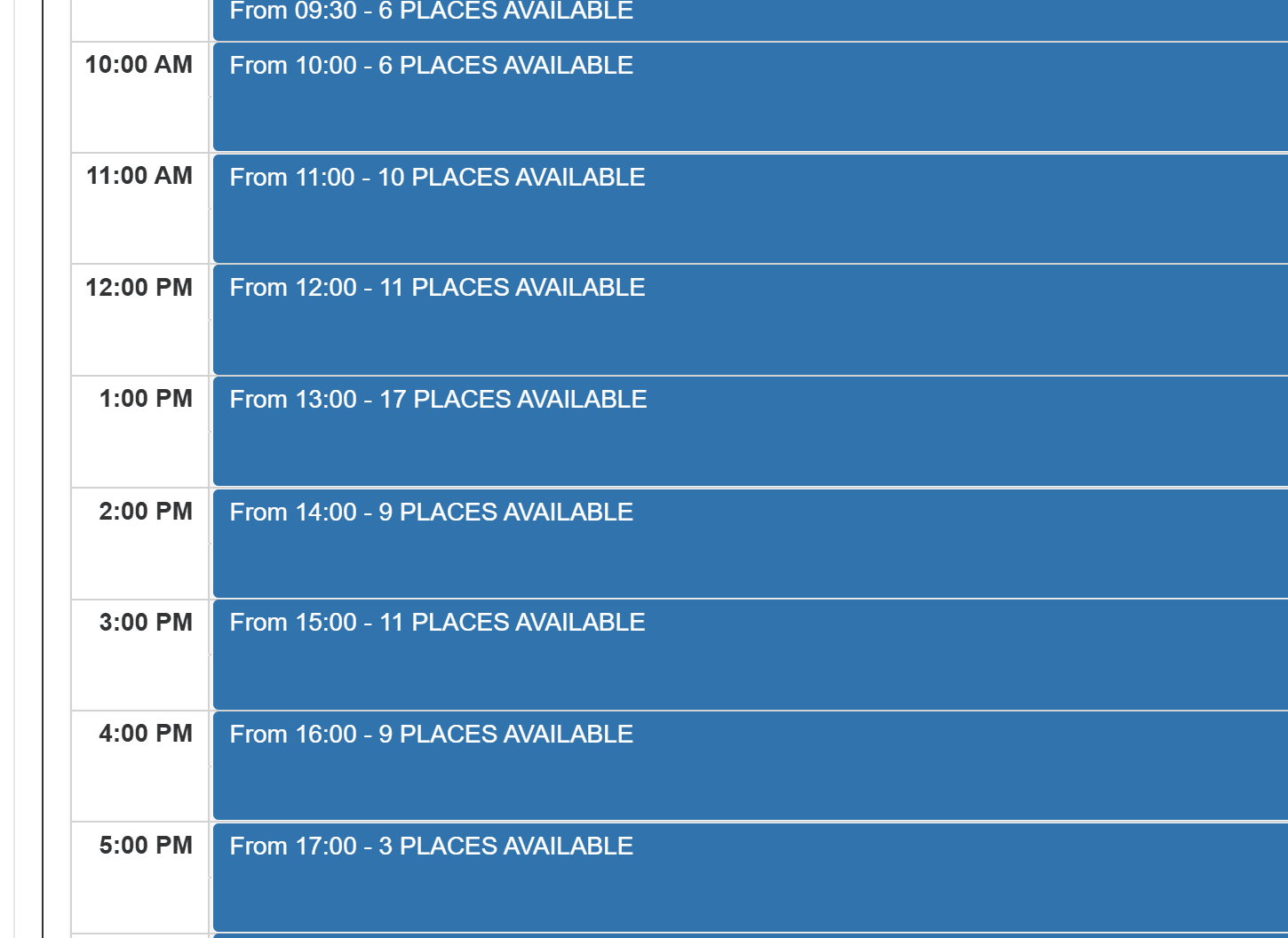 Rifugio Auronzo Toll Road: How to Book, What to Know 5 A schedule showing hourly time slots from 10:00 AM to 5:00 PM, each with different numbers of available places, ranging from 3 to 17 for each time slot.